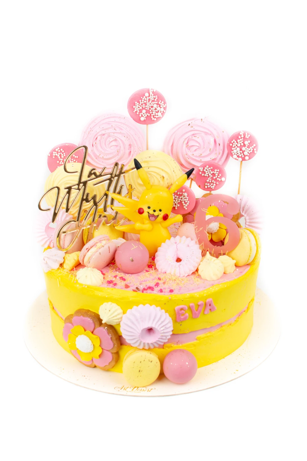 Tort cu dulciuri si Pokemon pentru Eva